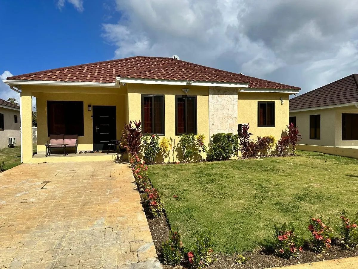 Luxurious Villa Royale- 5 Min Drive To Ocho Rios Jamaica