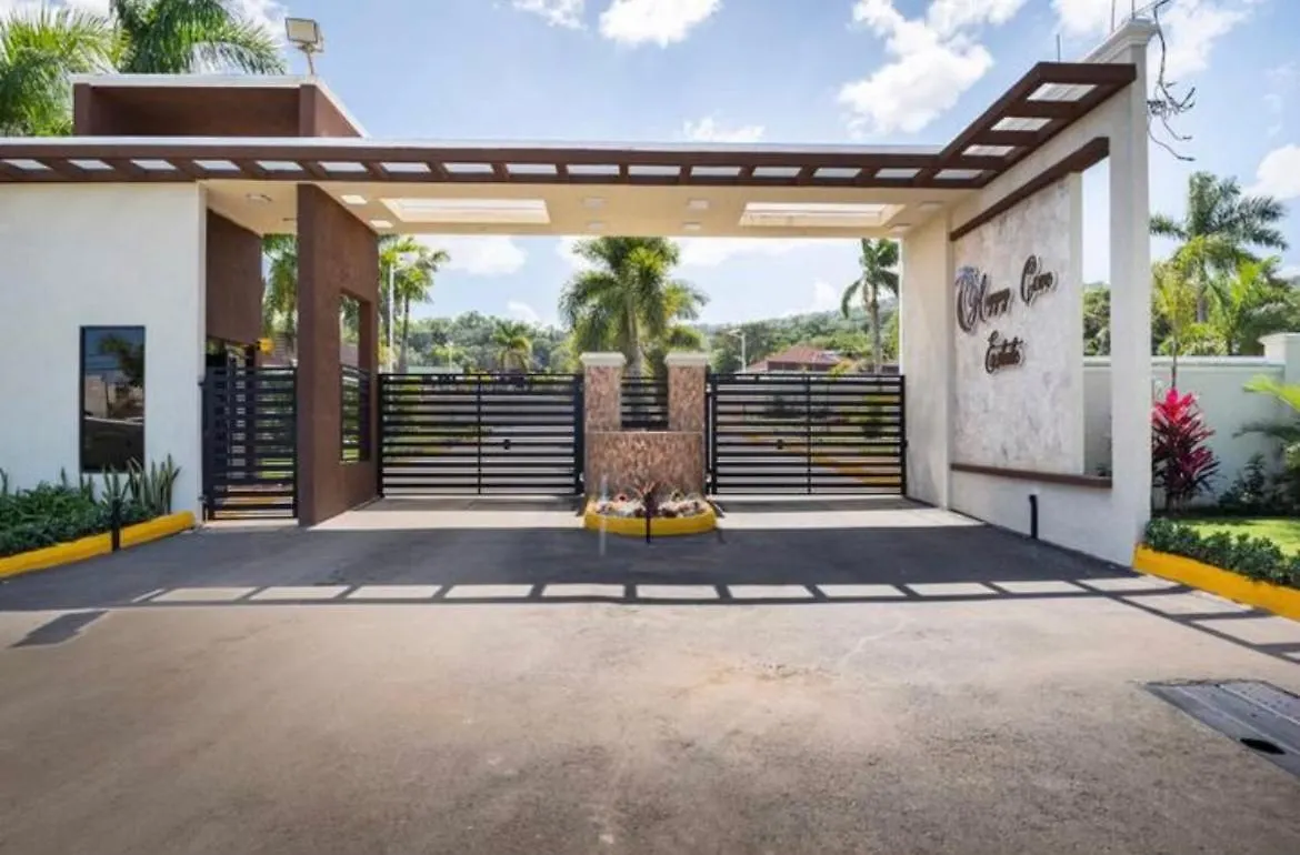 Luxurious Villa Royale- 5 Min Drive To Ocho Rios Jamaica